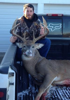Buck taken with recurve 11-17-2014